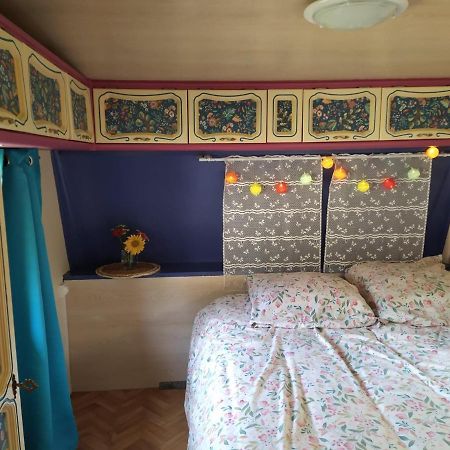 Caradjango , Caravane Chauffee Et Climatisee Lupersat Dış mekan fotoğraf